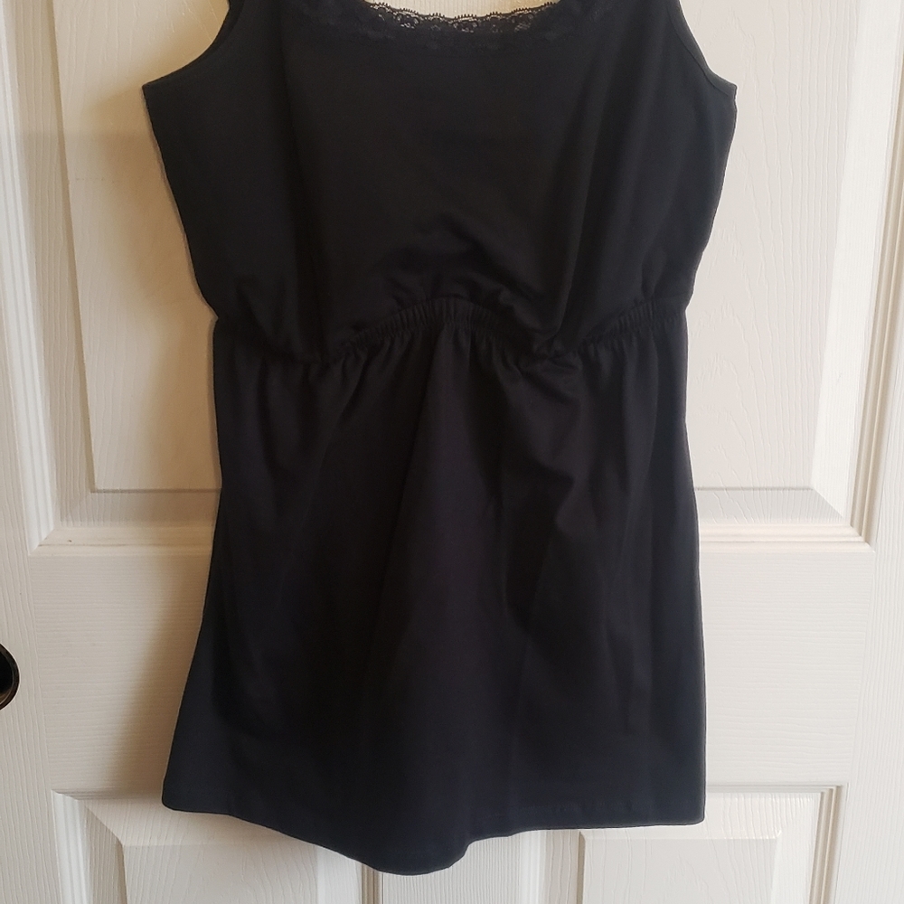 Sleeveless shirt